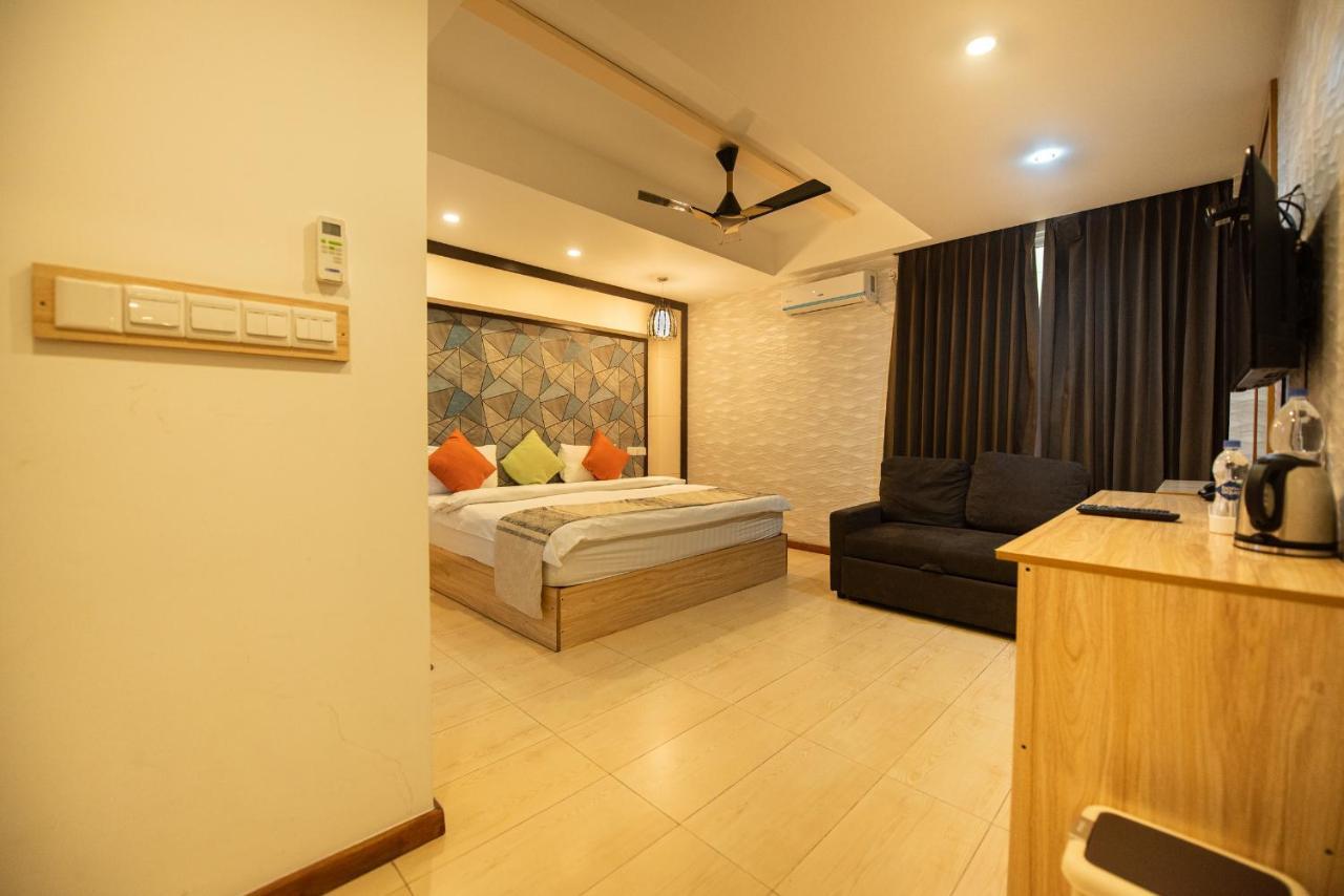 Nb Grand Hotel Hulhumale Exterior photo