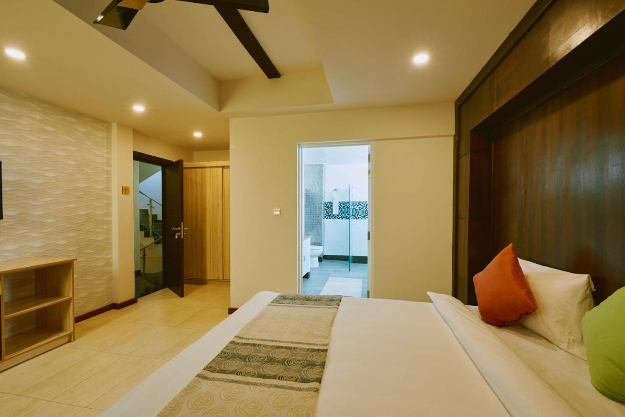 Nb Grand Hotel Hulhumale Exterior photo