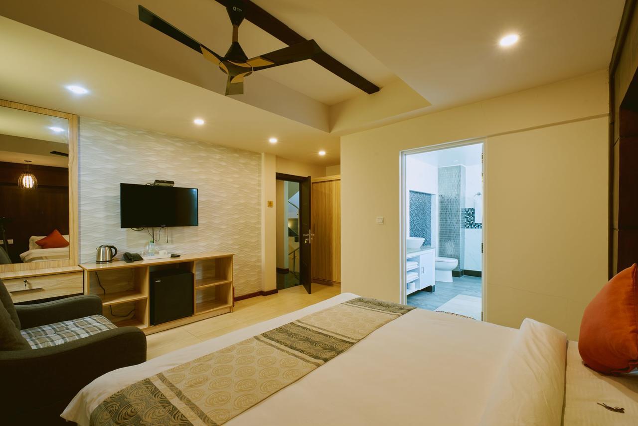 Nb Grand Hotel Hulhumale Exterior photo